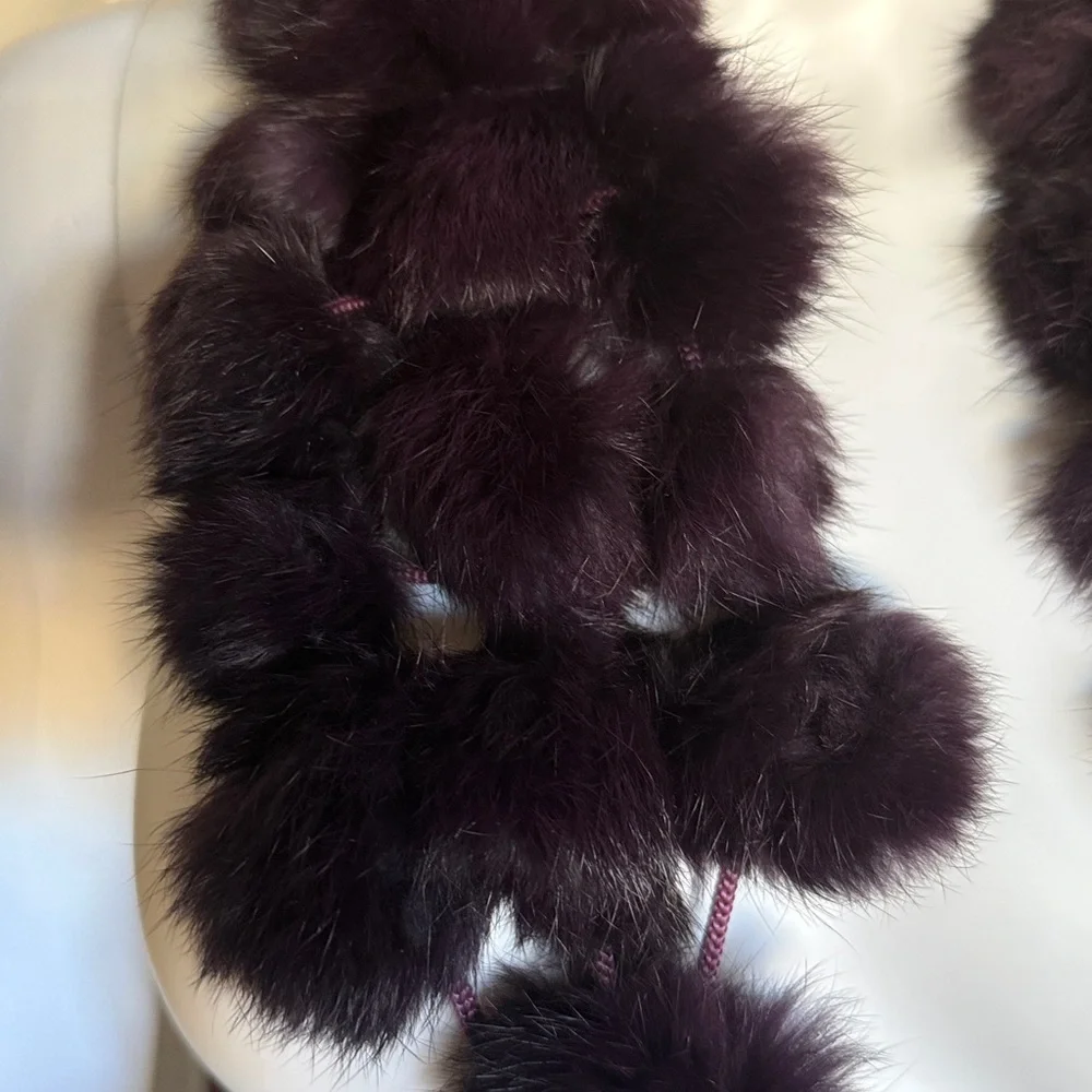 Rex Rabbit Fur Pom Pom Scarf Like New in Burgundy